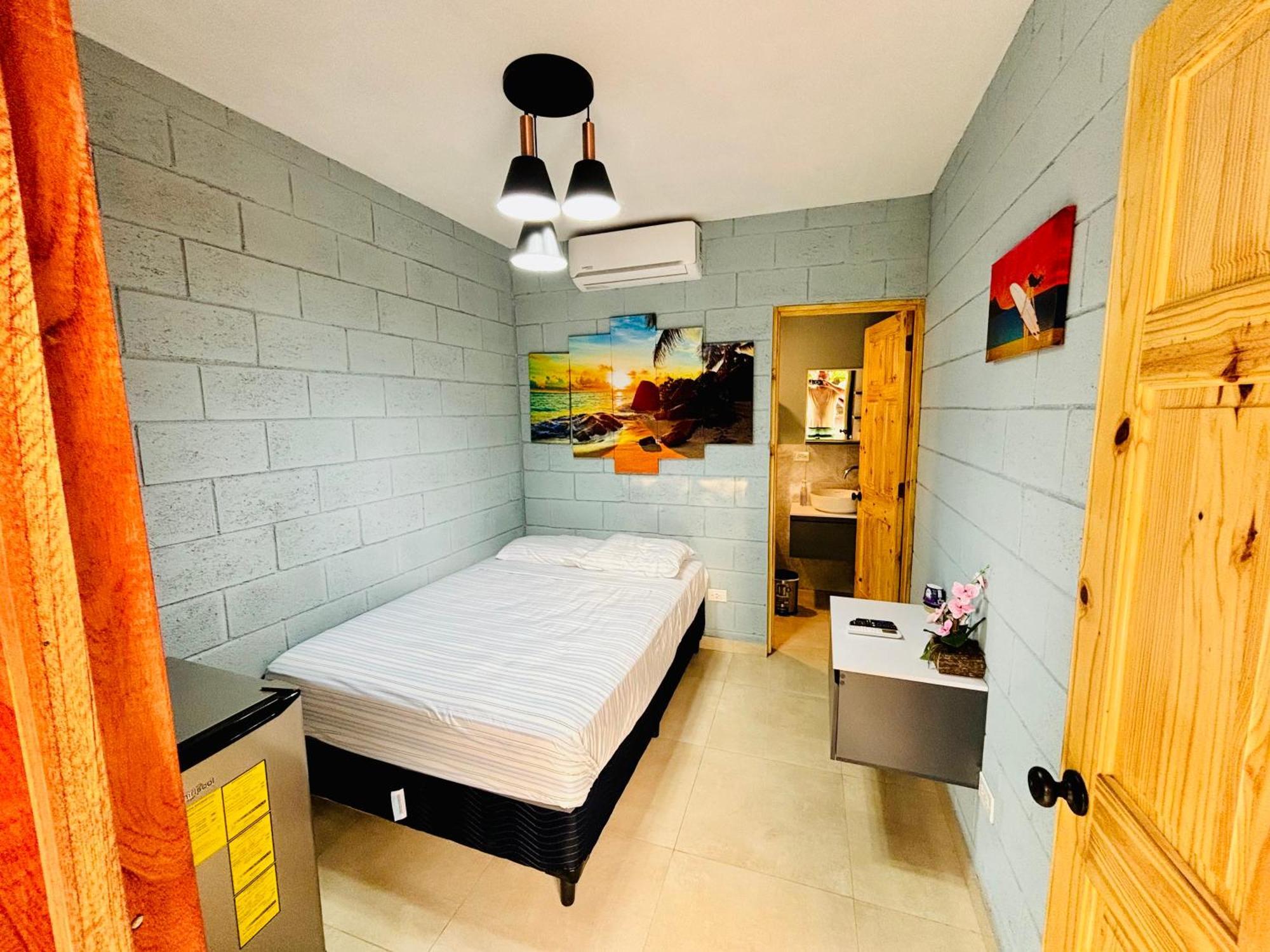 Tamanique Hostal Camila'S מראה חיצוני תמונה