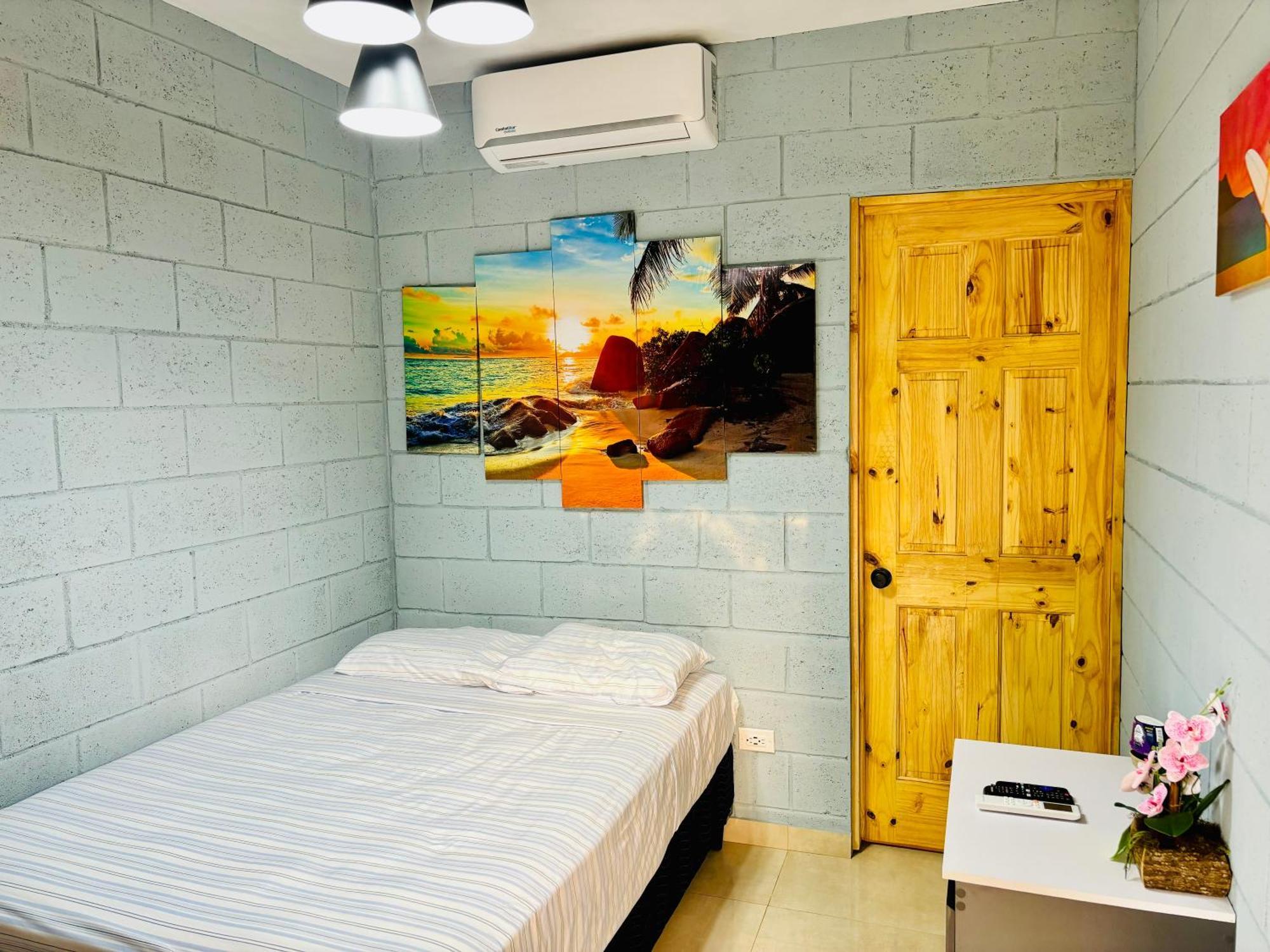 Tamanique Hostal Camila'S מראה חיצוני תמונה