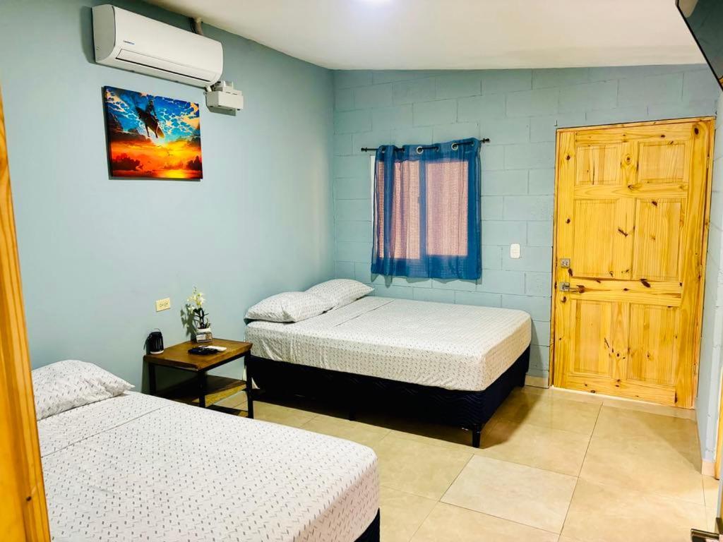 Tamanique Hostal Camila'S מראה חיצוני תמונה